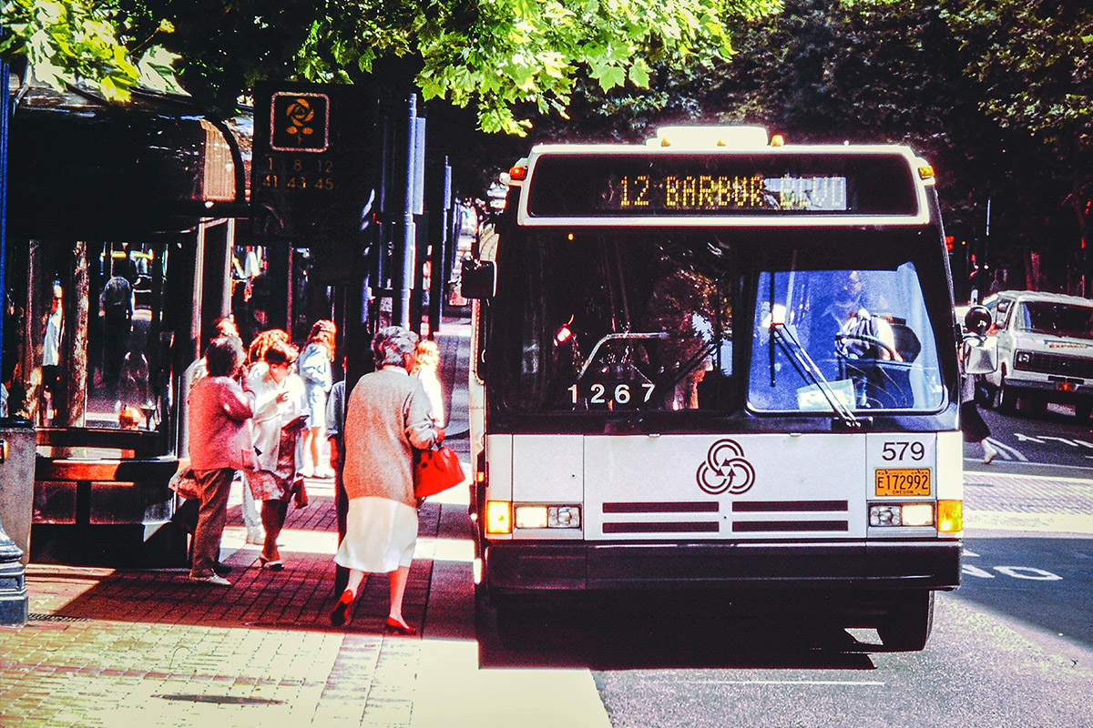 Bus on the Portland Mall