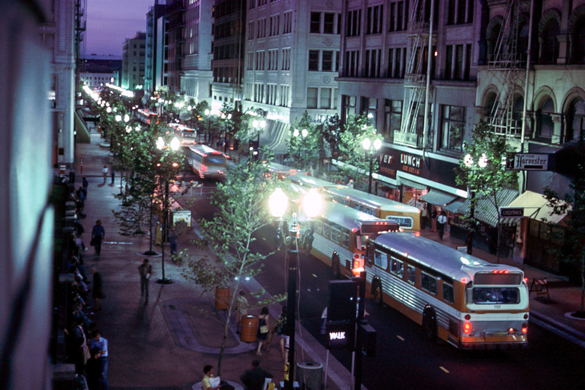 Buses on the Portland Mall